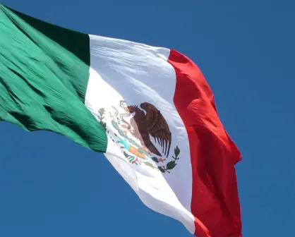 ¿El Día de la Bandera es un día festivo en México?