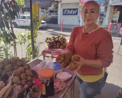 Claudia Loera tiene sus raíces de trabajo y tradición en el Mercadito Rafael Buelna de Culiacán