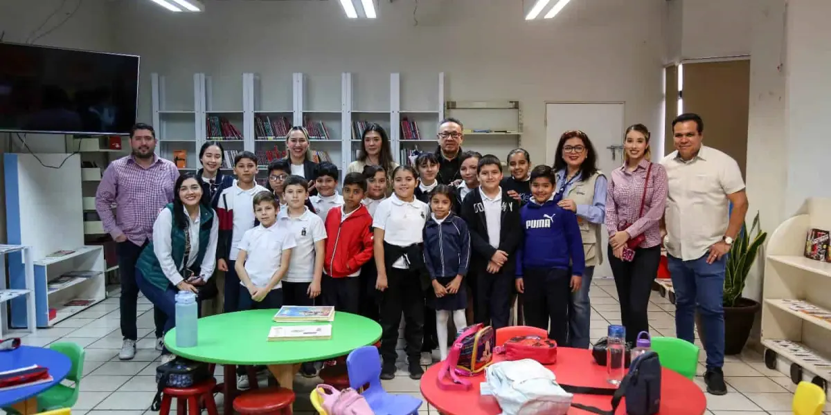 Fomentando el amor por el arte y la lectura, alumnos de la primaria Revolución Mexicana disfrutan de una visita guiada al Centro Cultural Genaro Estrada.