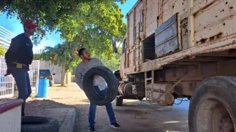 Culiacán avanza en la lucha contra el dengue con campaña de descacharrización en la colonia 21 de Marzo