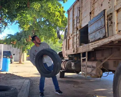 Culiacán avanza en la lucha contra el dengue con campaña de descacharrización en la colonia 21 de Marzo