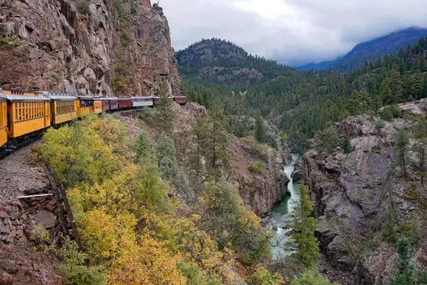 No te pierdas las maravillosas vistas que te ofrece el Tren Durango & Silverton. Foto: iStock. 