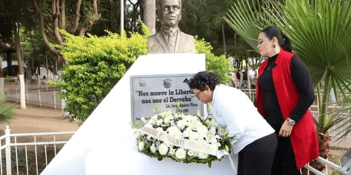 El Lic. Jorge Aguirre recibió un homenaje por su labor en la defensa de los Derechos Humanos.