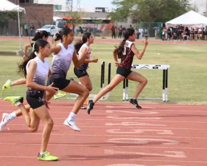 Culiacán arrasa con 135 medallas en Atletismo en la fase estatal CONADE 2025