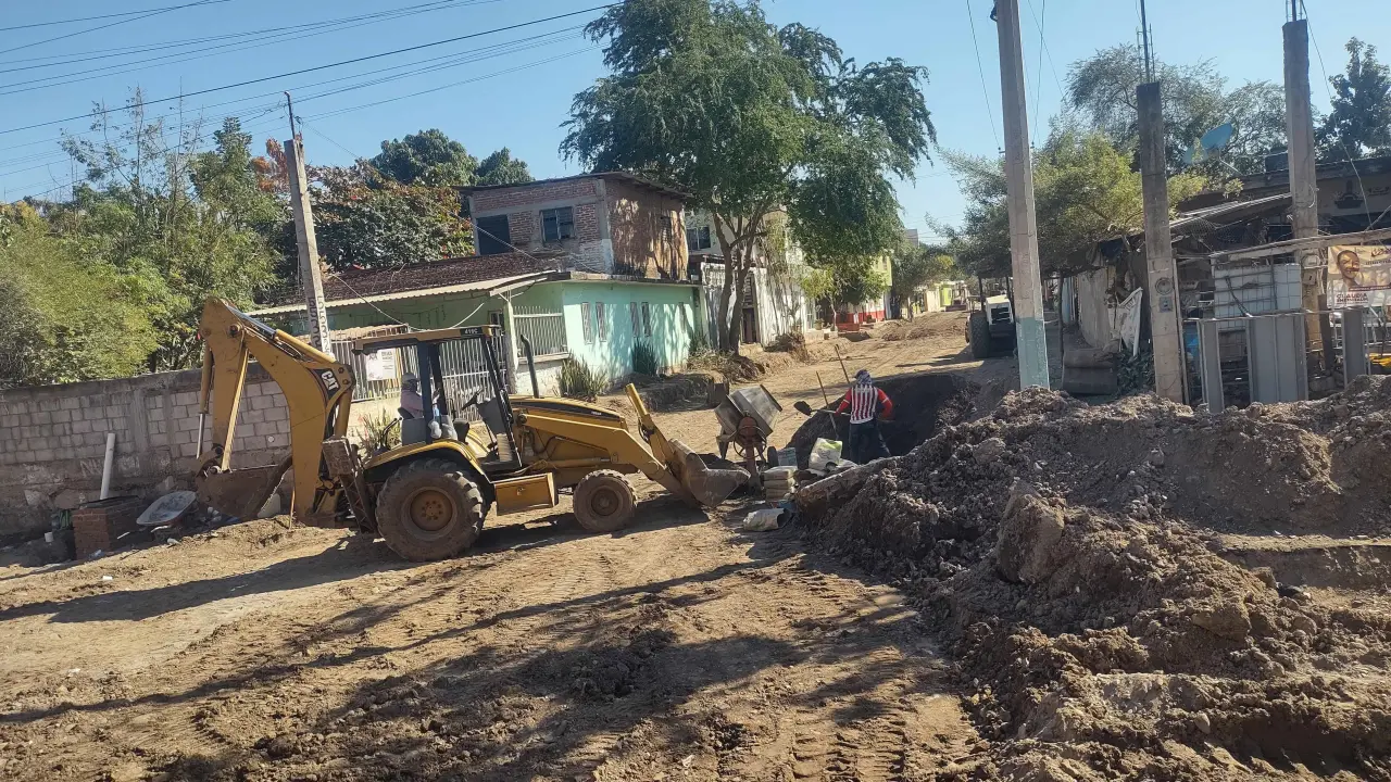 Luego de más de 30 años de espera, por fin se concreta una mejora significativa en la infraestructura de la colonia popular, que ya era altamente demandada. Foto: Juan Madrigal