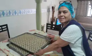 Alba Rosa Olivas cubre de sabor y aroma con el pan de mujer en Villa Juárez