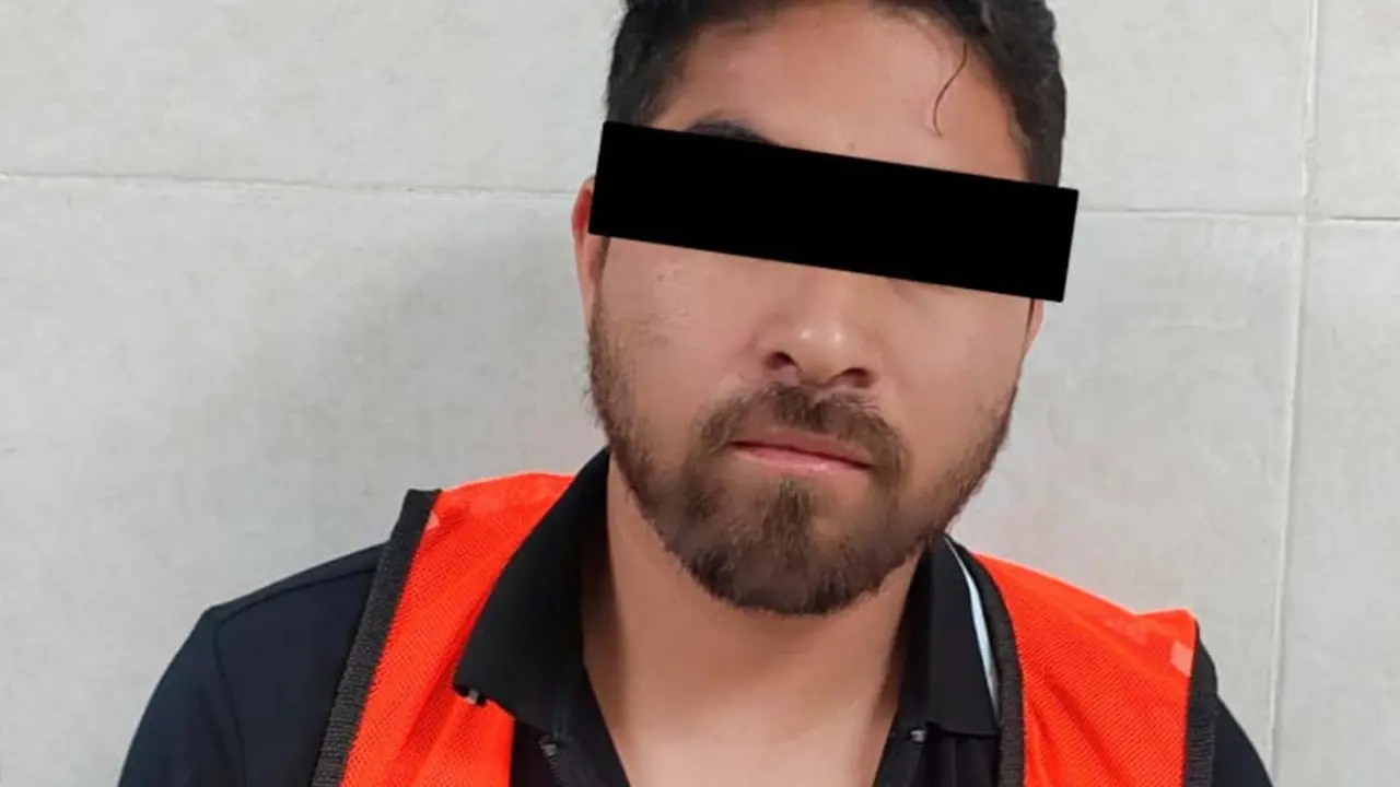 Detienen al Christian, en Guanajuato: le decomisan drogas y armas valuadas en casi 300 mil pesos.