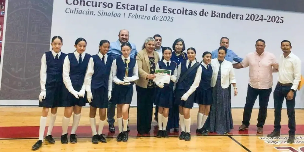 Con disciplina y civismo, Primaria Lázaro Cárdenas brilla en el concurso de escoltas que se organizó en el Parque Revolución en Culiacán.