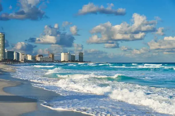 Playa Chac Mool, un paraíso imperdible en Cancún. Foto: iStock. 