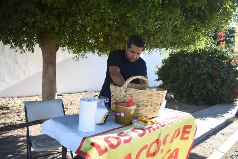 Los tacos de canasta están listos desde temprano en Valle Alto y La Conquista. Foto: Lino Ceballos.