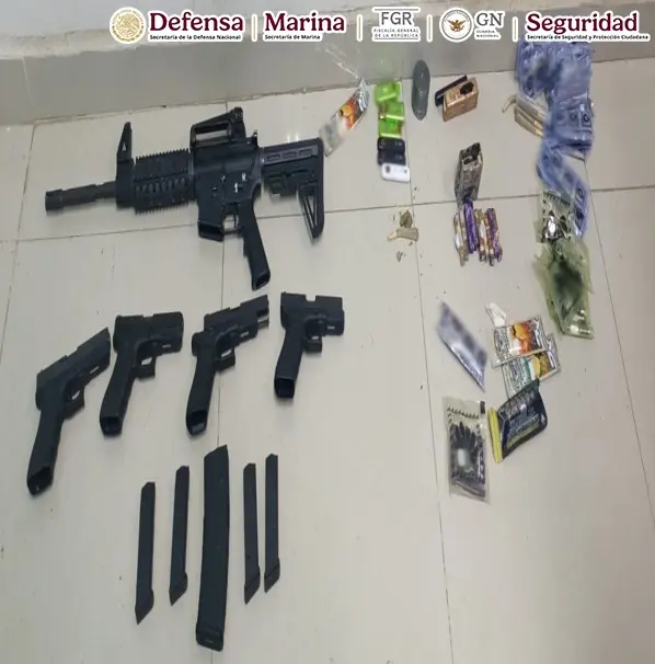 Armas decomisadas en Mazatlán