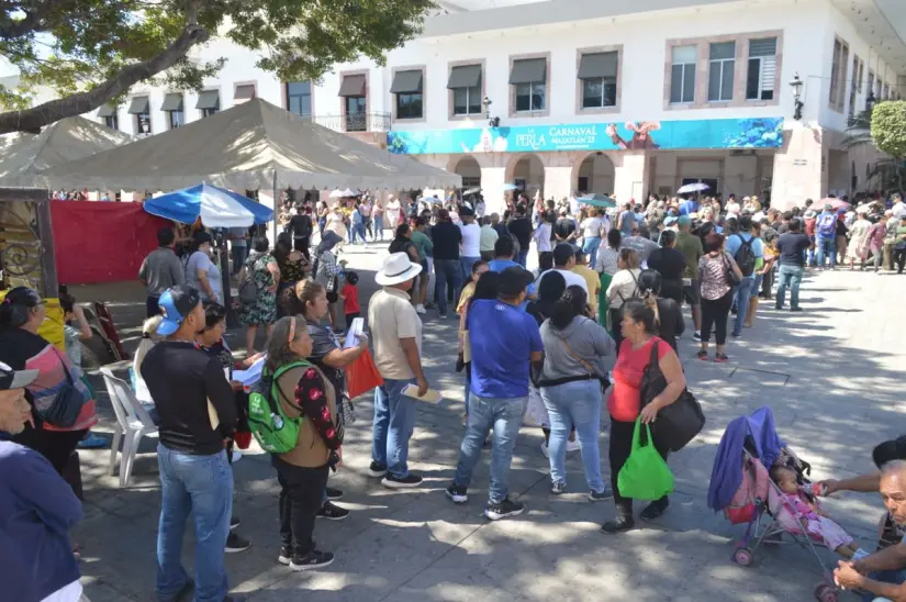 Entrega de boletos gratuitos para los conciertos del Carnaval Mazatlán 2025