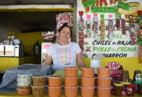 Mariana Valenzuela: Madre emprendedora saca adelante a su familia con ricas tortillas de harina