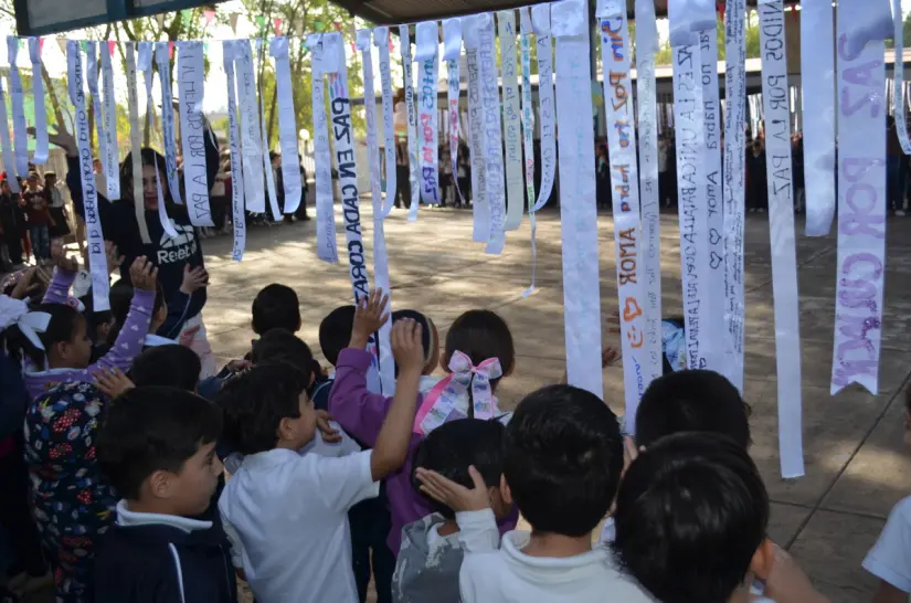 Estudiantes de la primaria Niños Héroes en Culiacán hacen escuchar su voz