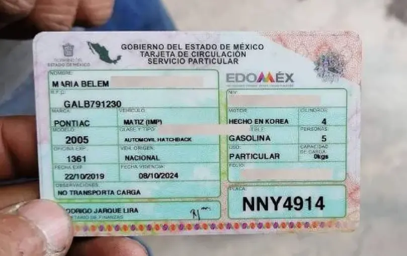 Tarjeta de circulación en Edomex. Foto: Cortesía