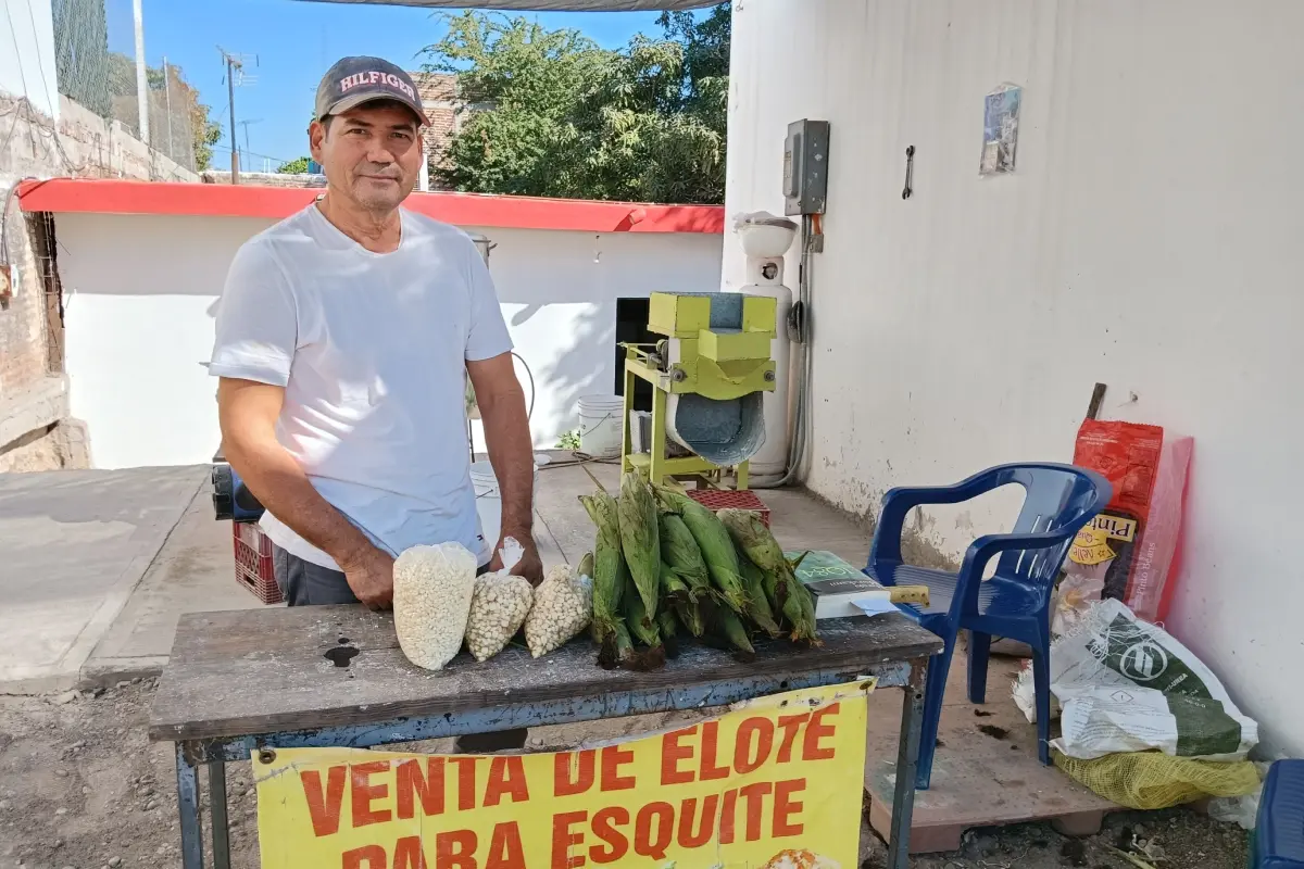 Jesús Alberto Nava, quien por años manejó su propia tortillería, hoy tiene un molino industrial de nixtamal en la colonia Díaz Ordaz, por la Hilario Medina.