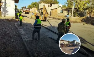 Después de 50 años pavimentan calles de la colonia Buenos Aires en Culiacán