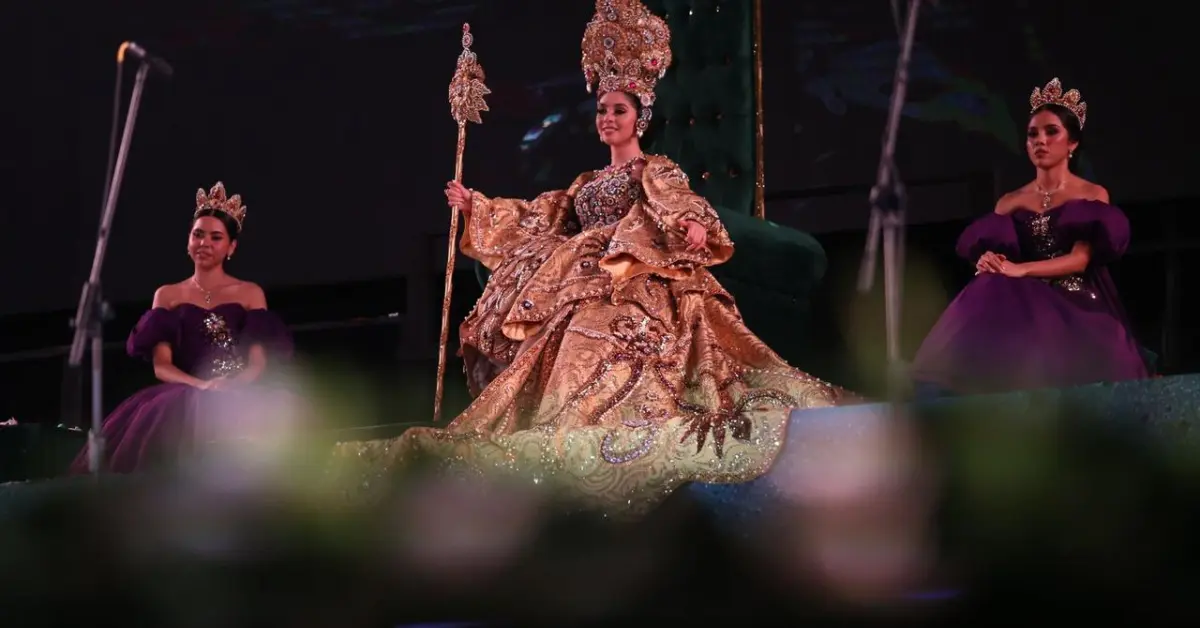 Carnaval Mazatlán 2025: Desiré I es coronada Reina del Centenario de los Juegos Florales