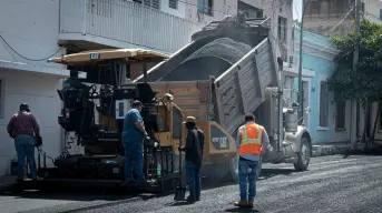 Siguen los trabajos de reencarpetado en distintas calles del centro de Culiacán