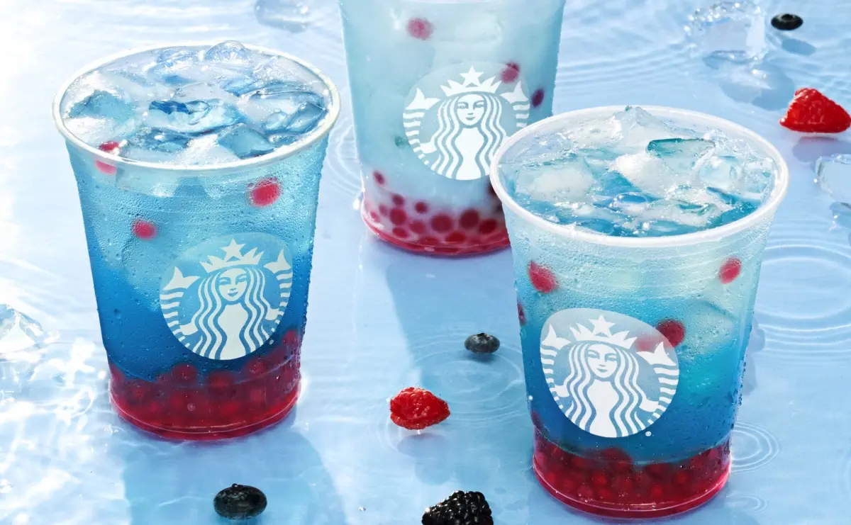 Starbucks promete una explosión de sabores y frescura con esta bebida. Foto: Starbucks México