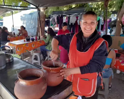 Verónica Gallo con sus Antojitos Vero tiene el sabor de Durango en Villa Juárez