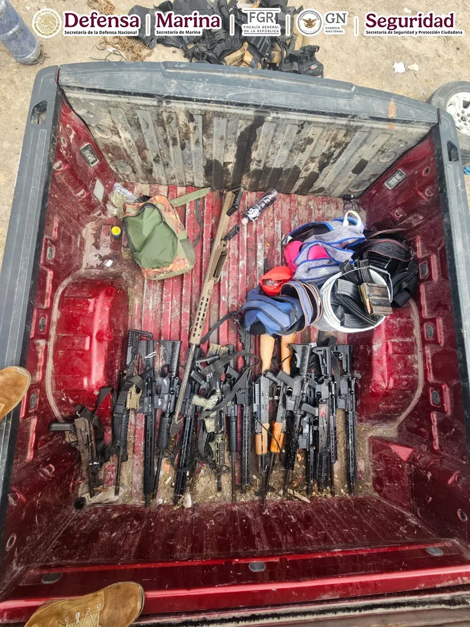 Armas decomisadas.