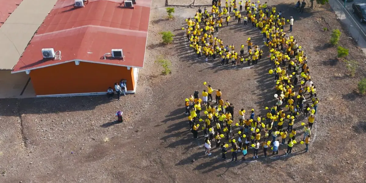 Con diversas actividades, los niños de la Primaria Estatal Alturas del Sur en Culiacán, celebraron su noveno aniversario.