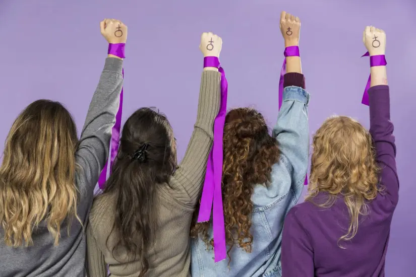 El Día Internacional de la Mujer sigue representando una lucha actual. Foto: Freepik. 