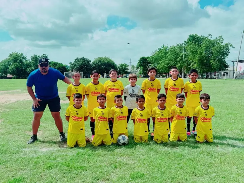 Los pequeños futbolistas están en busca de representar a Sinaloa en un torneo internacional.