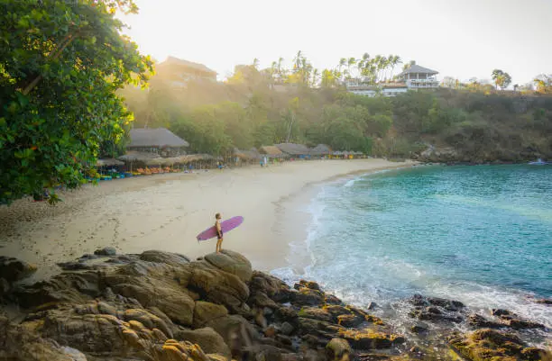 Playa de Puerto Escondido, en Oaxaca. Foto: iStock. 