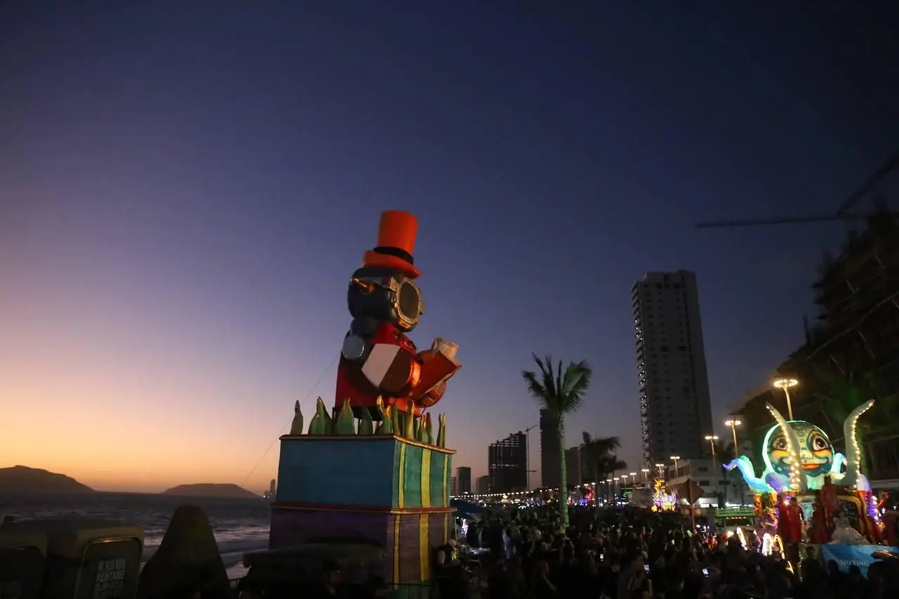 El Carnaval de Mazatlán es la tradición más emblemática del puerto sinaloense.