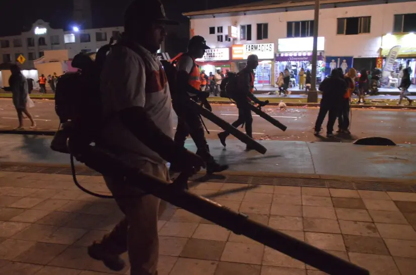 Limpian Mazatlán tras el Carnaval. Foto: Cortesía