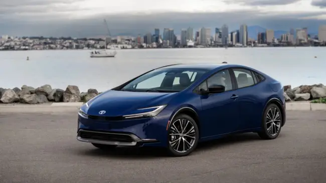 El Toyota Prius 2025 combina potencia y sostenibilidad. Foto: Toyota