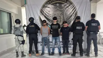 Golpe a la delincuencia en Acapulco; detienen a tres hombres y decomisan armamento y droga