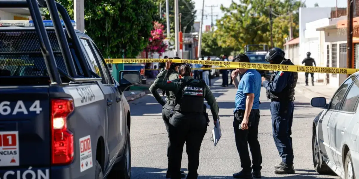 Policías Sinaloa cinta amarrilla