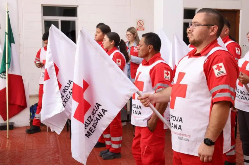 Los elementos de Cruz Roja estuvieron presentes durante el evento.