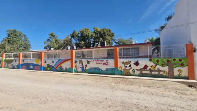 Mural La Naturaleza es Nuestra ´Paz en la comunidad El Limón de Los Ramos