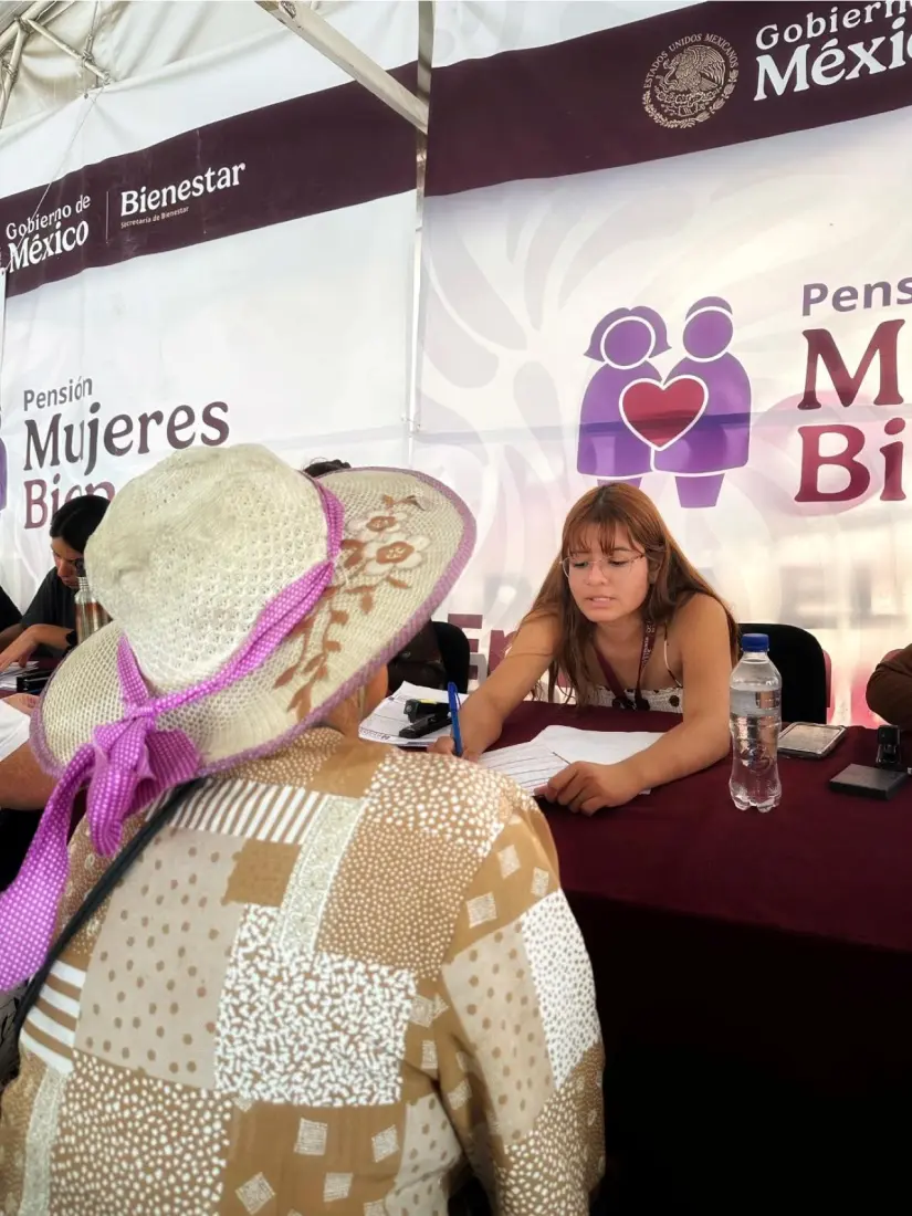 Registro para la  Pensión Mujeres con Bienestar. Foto Cortesía 