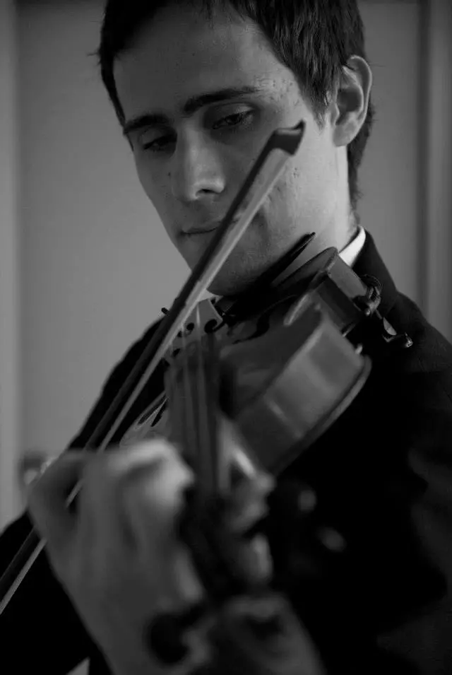 Desde muy joven, el maestro Xavi Tortosa ha sido un apasionado de la buena música. Foto: Cortesía.