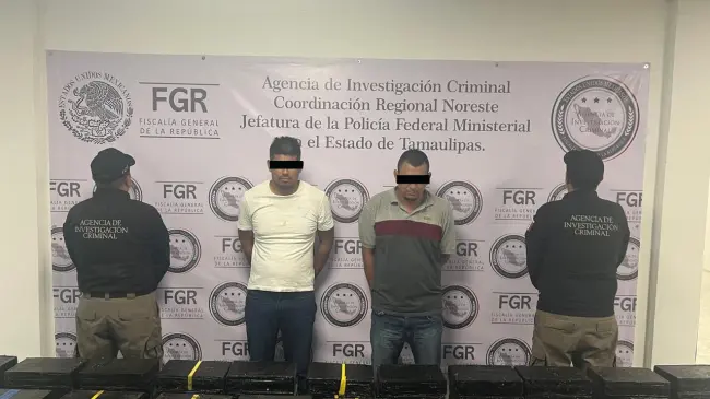 utoridades aseguran 389 paquetes con metanfetamina en un tractocamión detenido en un punto de revisión en Tamaulipas.