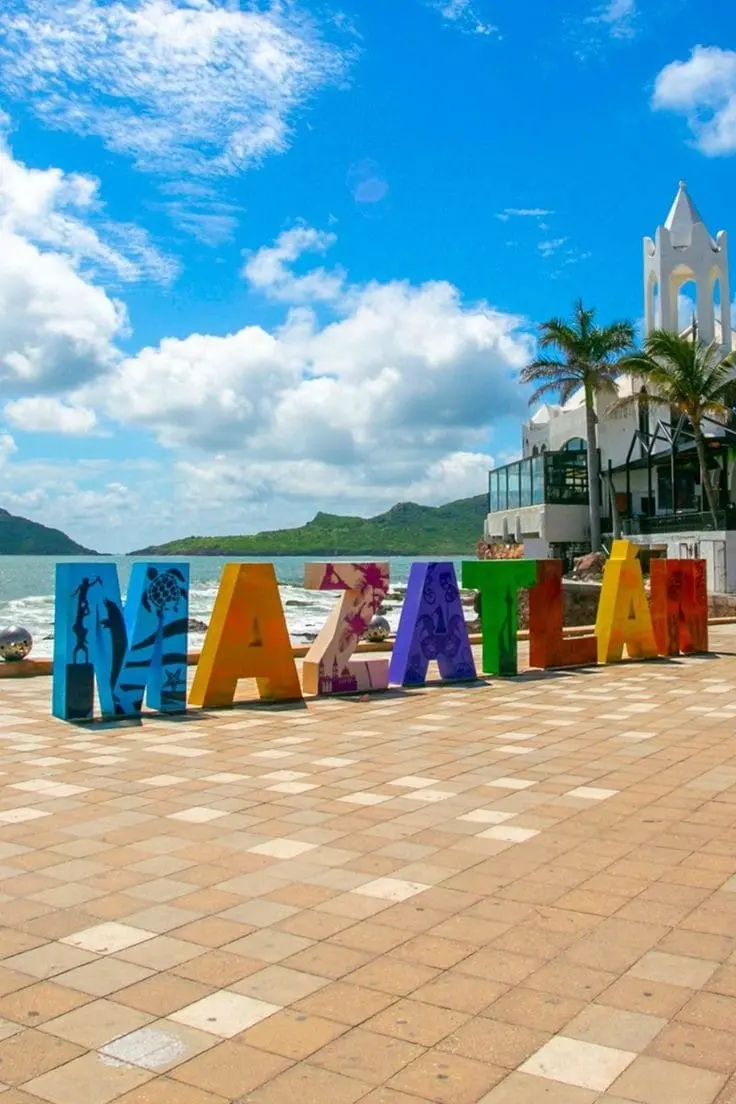 Malecón del Puerto de Mazatlán. Foto: cortesía.