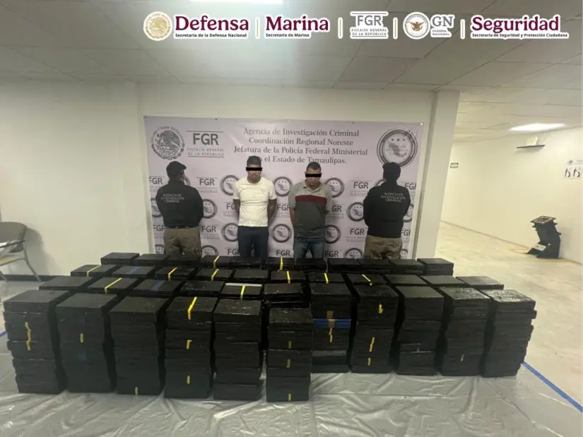 Dos personas detenidas por decomiso de metanfetamina en Tamaulipas.