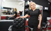 Verónica Rodríguez y Tijera Express: el salón de belleza que conquistó el Mercado Humaya
