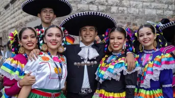 Bailarines sinaloenses representarán a México en festival en Los Ángeles