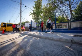 La colonia Progreso en Culiacán da un paso firme con la pavimentación de la calle Agua Fría