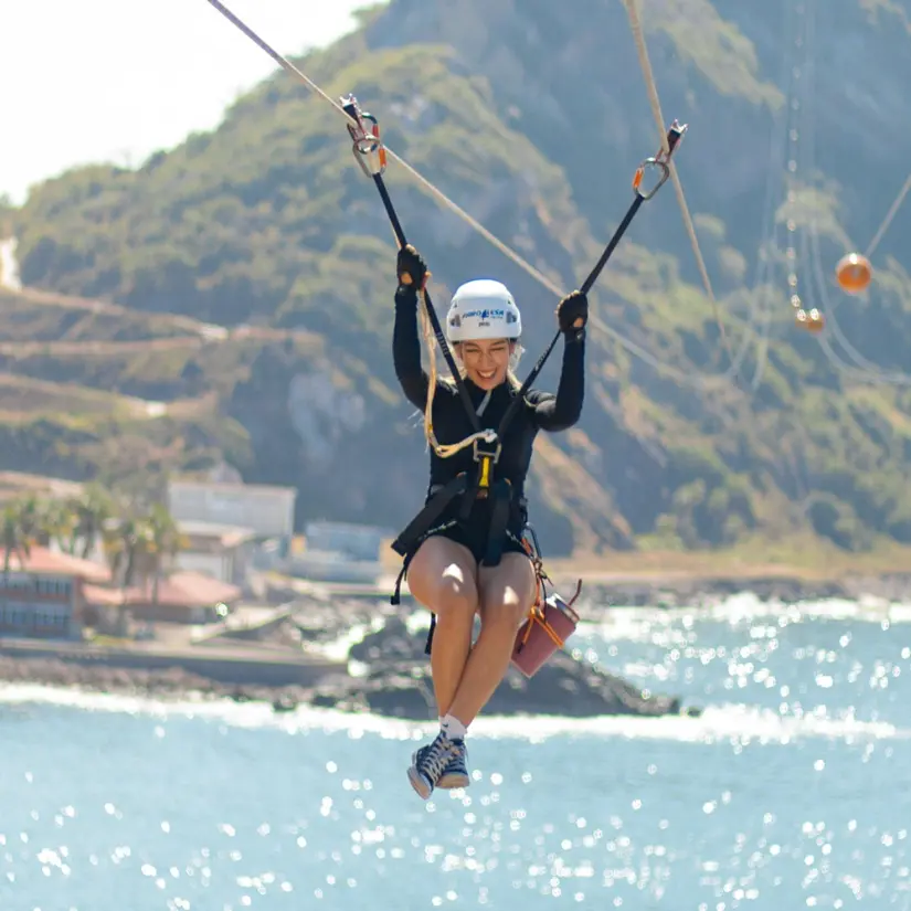 La Farolesa, nueva tirolesa de Mazatlán. Foto: cortesía