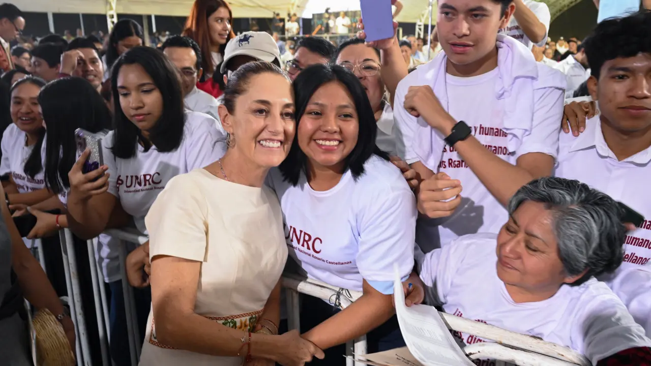 Inaugura Claudia Sheinbaum la Universidad Nacional Rosario Castellanos en Comitán, Chiapas.
