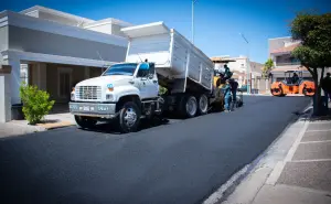 Culiacán mejora sus calles con intensas jornadas de bacheo y reencarpetado