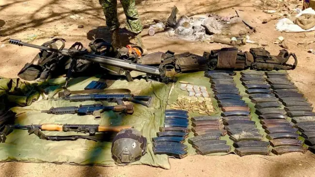Mazatlán: decomisan fusil Barrett, AK-47 y explosivos en operativo conjunto.
