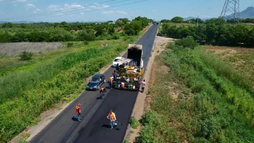 Rehabilitación de carreteras en Sinaloa para la Semana Santa. Foto: cortesía